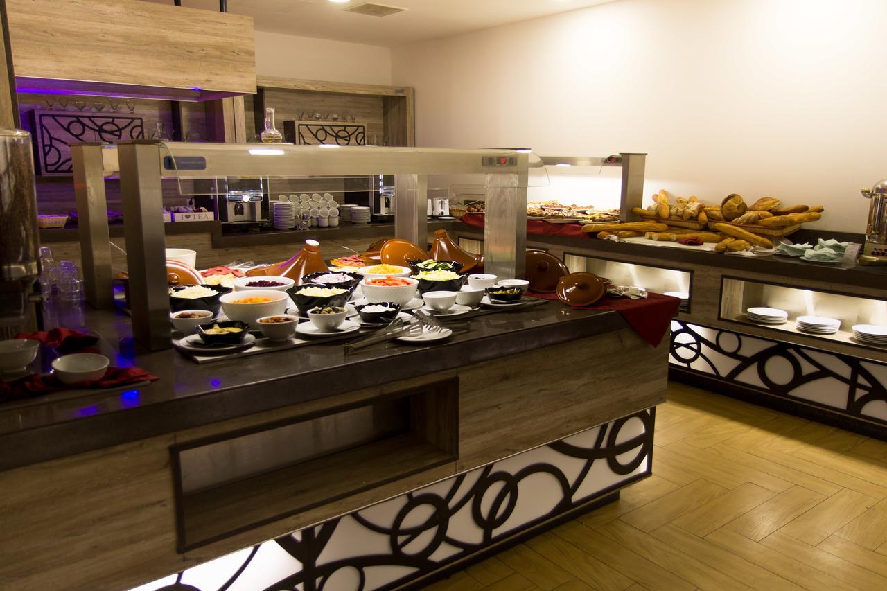 Complexe Touristique Bouzour Hotel Mostaganem Ngoại thất bức ảnh